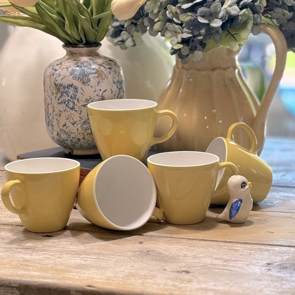 Corningware Yellow Ceramic Mugs - Set of 4